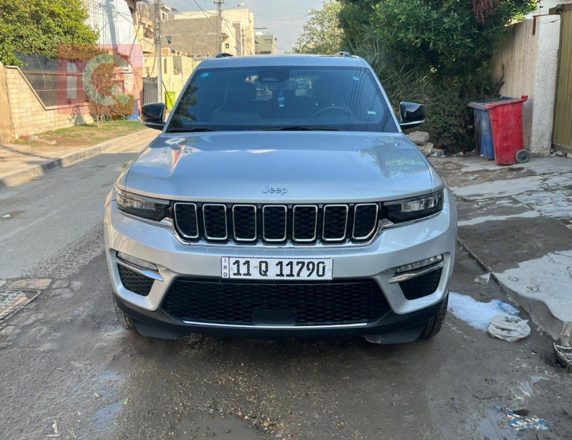 جیپ گراند شیرۆکی